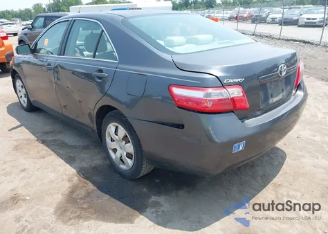 2007 Toyota Camry Le z USA, uszkodzony, nr VIN 4T1BE46K17U186575
